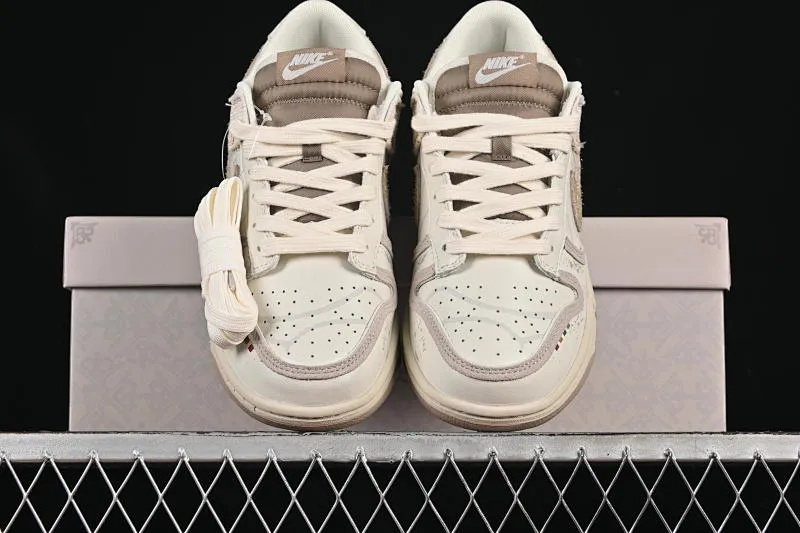 All Categories Nk SB Dunk Series Nk SB Dunk Low Low-top sneakers Nike Dunk Low Panda Prank Mountain Shadow Walk Moonlight Mountain Series Low-top casual sneakers HQ1175-240